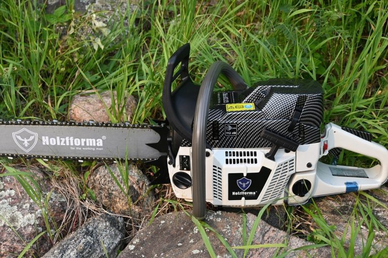 71cc Holzfforma G372XP PRO Chainsaw The Iron Shop Canada