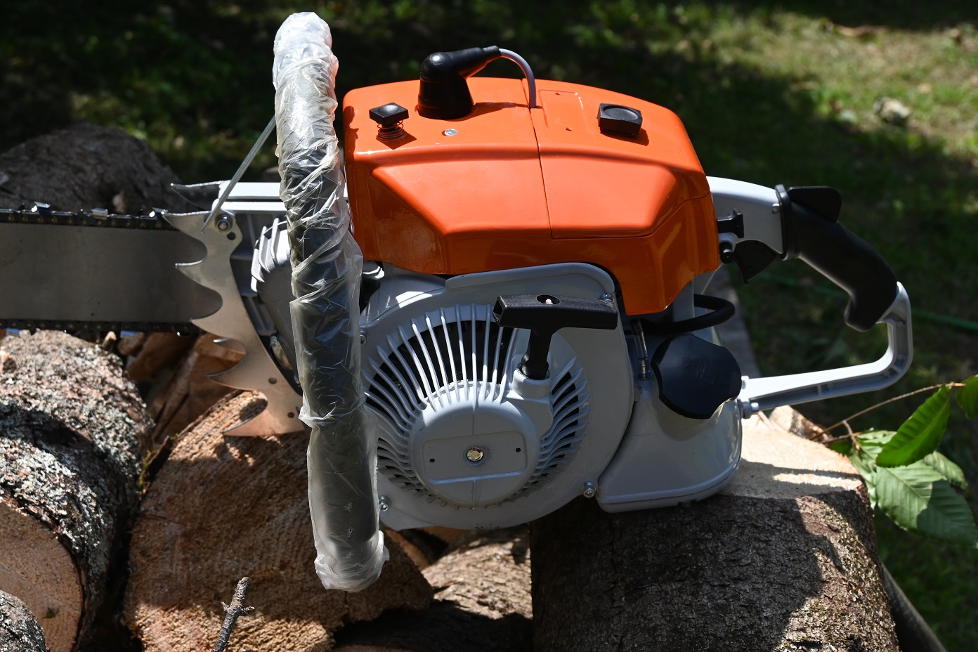 Mighty Holzfforma Chainsaws 122 cc, 105 cc, 94 cc, 92 cc.